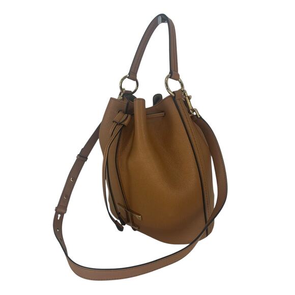 Tod's Timeless Small Leather Bucket Bag - Picture 6 of 16